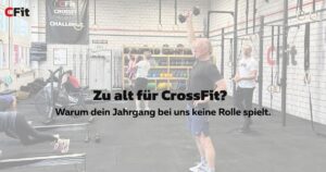 Ein älteres Mitglied beim funktionellen Training mit Dumbbells bei CFit Einsiedeln zum Thema: Zu alt für CrossFit.